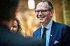 Mangelen på kompetent arbeidskraft kan ikke bare løses ved å utdanne flere, mener Norges forsknings- og høyere utdanningsminister Oddmund Hoel (Sp).