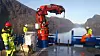 NIVA henter opp sedimentprøver ved hjelp av en box corer. Prøvene sendes til IFE for isotopanalyse. Foto: NIVA