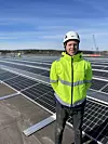 MODULÆRT: – Batterisystemet er en standardvare hos oss med kort leveringstid, og vi har design og løsninger klare for å levere, forteller prosjektleder Ulrik Rør i Solcellespesialisten Foto: Solcellespesialisten