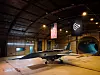 Bilder av dronen YFQ-44A fra Anduril Industries, her i et testkammer i Costa Mesa, California, ble offentliggjort allerede i januar 2025. Foto: Trevor Dalton/Secretary of the Air Force Public Affairs