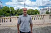TU møtte Høyres stortingsrepresentant Mahmoud Farahmand til en uformell sommerprat utenfor Stortinget.