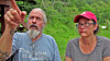 Anne og John Seay følte at de måtte flytte fra hjemmet sitt, midt i skiferboomen i West Virginia.