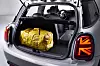 Bagasjerommet byr på 211 liter. Foto: BMW Group