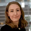 Analytiker Helene Kvilhaug Brøndbo i DNB Markets ser mørke skyer over fornybar-aksjene. Foto: Privat
