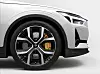 Polestar 2 kan leveres med større bremser og justerbare dempere. Foto: Polestar
