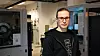 Erlend Tiberg North forteller at han hadde stor glede av den tverrfaglige utdanningen Fornybar energi og nanoteknologi da feilen oppsto. For å nøste opp i feilen krevdes både fysikk- og kjemikunnskaper. Foto: Elina Melteig/UiO