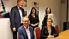 Fra Vassbakk & Stol: Inge Jan Thorsen, adm.direktør og Torgrim Storstein prosjekteier. Fra Vestland fylkeskommune: (foran) Dina Lefdal, avdelingsdirektør infrastruktur og veg, (bak f.v.) Gunhild Vangsnes, seksjonsleder planlegging og utbygging og Kathrine Løno Lahlum, leder for utbygging sør.