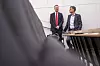 Samferdselsminister Jon-Ivar Nygård (t.v.) legger fram jernbanetalen for 2025. Her sammen med jernbanedirektør Knut Sletta (t.h.)