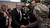 Konsernsjef i Equinor Eldar Sætre da han hilste på Stavanger-ordfører Christine Sagen Helgø, sammen med H.K.H. Kronprins Haakon under åpningen av ONS i Stavanger i august.