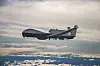 MQ-4C Triton-dronen til Northrop Grumman kan fly betydelig høyere enn vanlige passasjerfly. Foto: Northrop Grumman