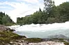 Sammen med Sunnfjord Energi vurderer 100 grunneiere å bygge ut elven Jølstra med et kraftverk som kan produsere opptil 200 GWh strøm.