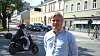 – En sender i hybridbilen kan fortelle myndighetene hvor langt bilen har kjørt og hvilket drivstoff den bruker. Slik kan vi oppnå både bedre luftkvalitet og en mer rettferdig veiprising, forklarer forsker Petter Arnesen i SINTEF. Foto: Christina Benjaminsen, Gemini.no/SINTEF