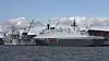 Forsvarets nye etterretningsskip Marjata (til høyre) er blant skipene som vedikeholdes av Bergen Engines.