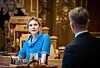 Sofie Marhaug (Rødt) og Olje- og energiminister Terje Aasland under den muntlige spørretimen i Stortinget onsdag.
