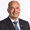 Det haster å få på plass midler på de ulykkesutsatte strekningene, mener Morten Stordalen (Frp). Foto: Stortinget