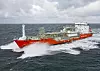 Før Coral Anthelia rakk å bli to år, er den nå ombygget til å gå på dual fuel, både gass (fra lasten) og diesel eller marine oljer.