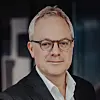 Abelia-sjef Øystein E. Søreide ønsker at regjeringen skal innføre en ordning med tech-visum, slik at utenlandske teknologer kan få arbeidstillatelse på en enklere måte enn i dag.