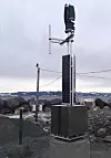Den nye AIS prototypen er spesielt designet for arktiske forhold. Med vind- og solcelleenergi som energikilde er den energieffektiv og miljøvennlig, og vil kun ha behov for vedlikehold hver sjette måned.