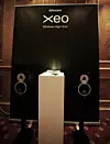 MESSE: Danske Dynaudio lanserte Xeo, som de kaller 'verdens første trådløse high-end-høyttalere'. Hittil har ikke trådløse høyttalere hatt god nok lydkvalitet, så vi er spente på om disse leverer varene.