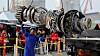En CFM Leap 1B-turbin fra Lion Air flight JT610 i ferd med å fraktes fra Tanjung Priok havn i Jakarta, Indonesia lørdag.