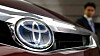 Toyota tilbakekaller mer enn 1 million hybridbiler verden over, og nesten 8.000 i Norge, som følge av tekniske problemer som kan føre til bilbranner.