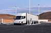 Tesla Semi går på amerikanske veier. Nå kommer den europeiske versjonen.