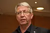 NÆRINGSTRANSPORT: Vegdirektør Terje Moe Gustavsen tenker på næringslivet og vil åpne kollektivfeltene for yrkestransport.