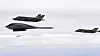 Norske F-35-fly sammen med et amerikansk B-2 Spirit under våpentesten