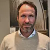 Thor Thoeneie var en av hjernene bak Barcode i Bjørvika. Nå vier han de små grå til Oslo Airport City. Foto: Knut Bjørheim