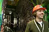 Anders Kvellestad ved et tidligere besøk til CMS, ett av eksperimentene ved LHC på CERN. CMS-detektoren ligger 100 meter under bakken. Foto: Yngve Vogt/Apollon