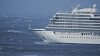 Viking Sky slepes til Molde.
