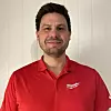 Jørgen Røed har montert mange kilometer sprinklerrør tidligere, og skulle nok ha ønsket at MX Fuel™ PTR2 var tilgjengelig da han jobbet som rørlegger. Foto: Privat