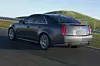 Cadillac CTS-V er en mildt sagt hissig sedan. Under panseret er samme motor som i Corvette ZR1, dog i en noe nedtrimmet 550-hk-variant. Dreimomentet er det heller ikke noe å si på: hele 745 Nm!