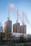 Linden gasskraftverk i Tyskland må betale omtrent dobbelt så mye for sine utslipp som de norske gassplattformene som forsyner gassen. Foto: Christian A. Schroeder/Wikimedia Commons CC BY-SA 4.0
