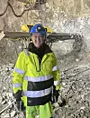 Prosjektsjef i Bane Nor, Rønnaug-Ingeborg Resset, inne i Hestnestunnelen. Foto: Bane Nor