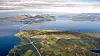 Denne illustrasjonen viser kryssingen av Romsdalsfjorden fra Vik i Vestnes kommune(nærmest) til Julbøen i Molde kommune.