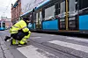 Det er uvisst hvor mye skader trikken fikk i bærende konstruksjon. Foto: Are Thunes Samsonsen