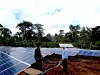 Norske Sunergy AS bygger desentraliserte solanlegg i Kamerun, men får lite offentlig støtte. Foto: Sunergy