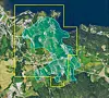 Det grønne feltet viser forekomsten med sjeldne jordarter på Fensfeltet. Det gulmarkerte området viser hvor selskapet REN har rettigheter. Foto: Rare Earths Norway