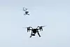HELIKOPTER: Et bemannet helikopter fra Airlift fulgte flyvningen. Foto: UAS Norway