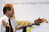 Kjell Inge Røkke overtok i fjor sjefsstolen i Aker Biomarine på midlertidig basis. Nå har han funnet arvtakeren.