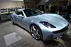 Surf har samme drivlinje og får samme rekkevidde som 'lillebror' Fisker Karma, altså 80 kilometer på strøm og 400 kilometer på bensin. Mens bilen kjører fossilt, lades batteriene opp til cirka 50 %, slik at den totale rekkevidden blir noe over 500 km.