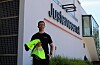 Justervesenet sørger for at alle målinger i Norge stemmer, fra bensinpumper til smågodtvekten på butikken. Nå også hurtigladere.