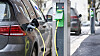 Litium, kobolt og nikkel er metaller som alle brukes i elbiler eller elbilbatterier. Det kan bli en kritisk mangel på disse materialene i Europa dersom det ikke tas grep.
