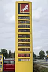 Energistasjon: Betegnelsen bensinstasjon kan raskt bli utdatert når det er så mye å velge i som ved denne tyske fyllestasjonen. Her kan man også fylle hydrogen til 9,5 Euro per liter. dette H2-skilt Foto: ORV