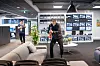 Lekent på jobben: Pexips Håvard Graff (foran) og Even Alander lister seg fram for å «skyte» på noen av sine kolleger. Foto: Eirik Helland Urke