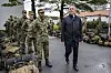 Forsvarsminister Tore Sandvik (Ap) i Madla-leiren da avtalen mellom Norge og Storbritannia om fregatter ble signert.