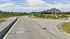 Dette krysset skal bygges om til rundkjøring. Utsyn sørover, og innkjøringen til skisenteret går inn til høyre.