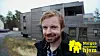 Passiv-pluss-funkis-smarthus: - Jeg vil inspirere andre til å bygge energivennlig. Da kan du ikke ha noen sære greier ingen vil ha, sier elektriker Geir Mikkelsen i Mellomhagen i Larvik.