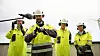 Kronprins Haakon kobler sammen to kabler for å markere den offisielle åpningen av vindparken Hywind Tampen i august i år. Foto: Ole Jørgen Bratland/Equinor